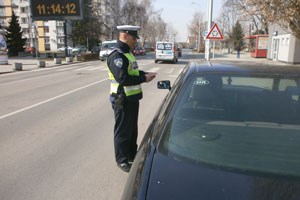 Slika /PU_VS/O nama-fotke/prometni_policajac08.jpg